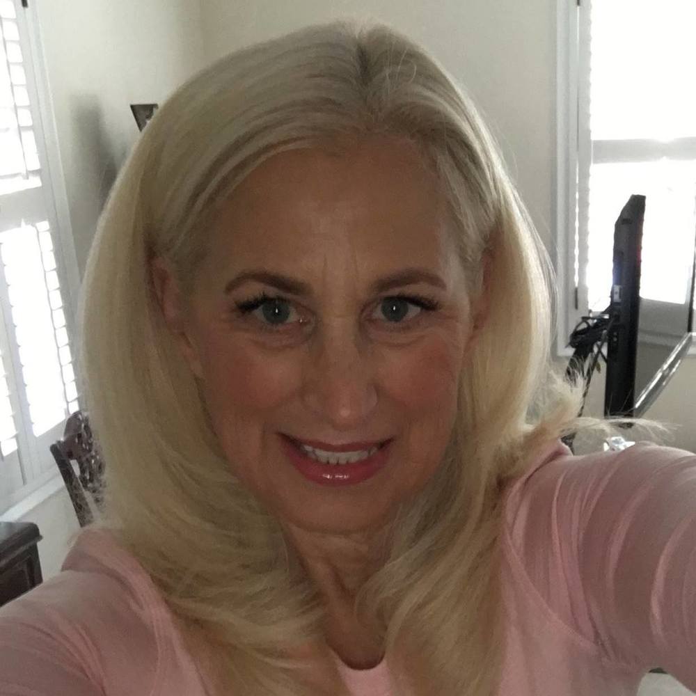 Meet your Posher, Holly